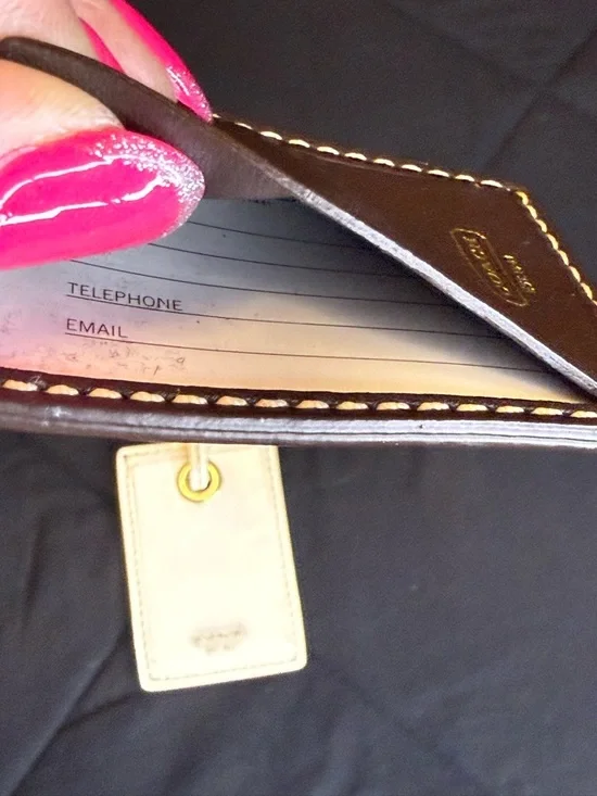 Coach AirPods Pro Case + Leather Luggage Tag Bundle - Picture 10 of 13